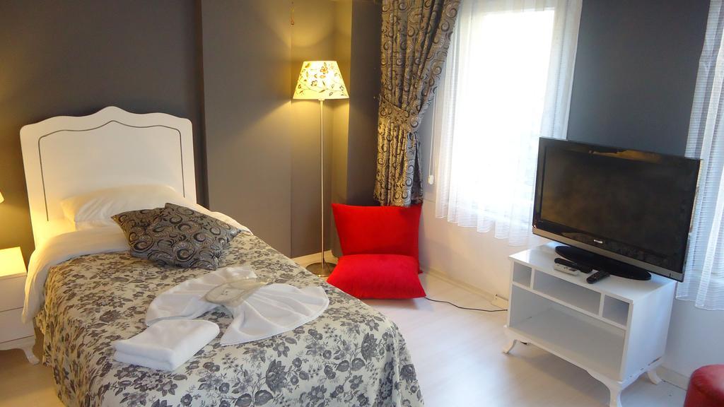 Aristo Galata Suites Istanbul Room photo